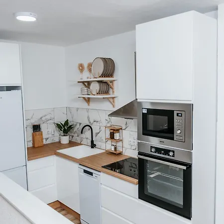 公寓 Apartman Friday 特拉夫尼克